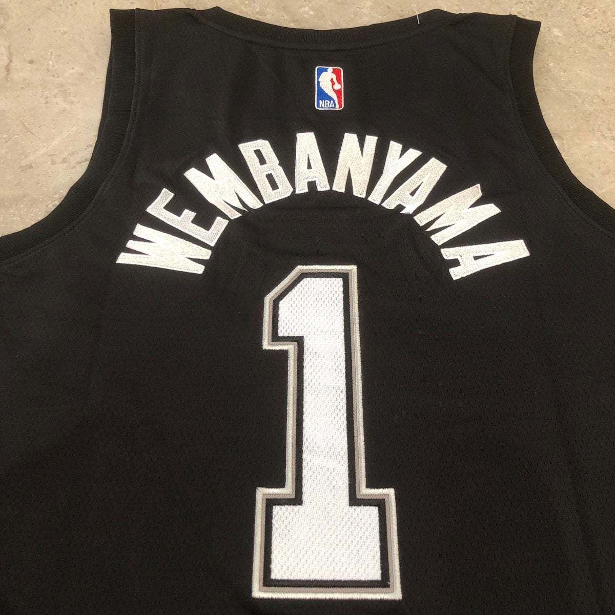 San Antonio Spurs Victor Wembanyama #1 black Throwback Jersey - Dense Embroidery
