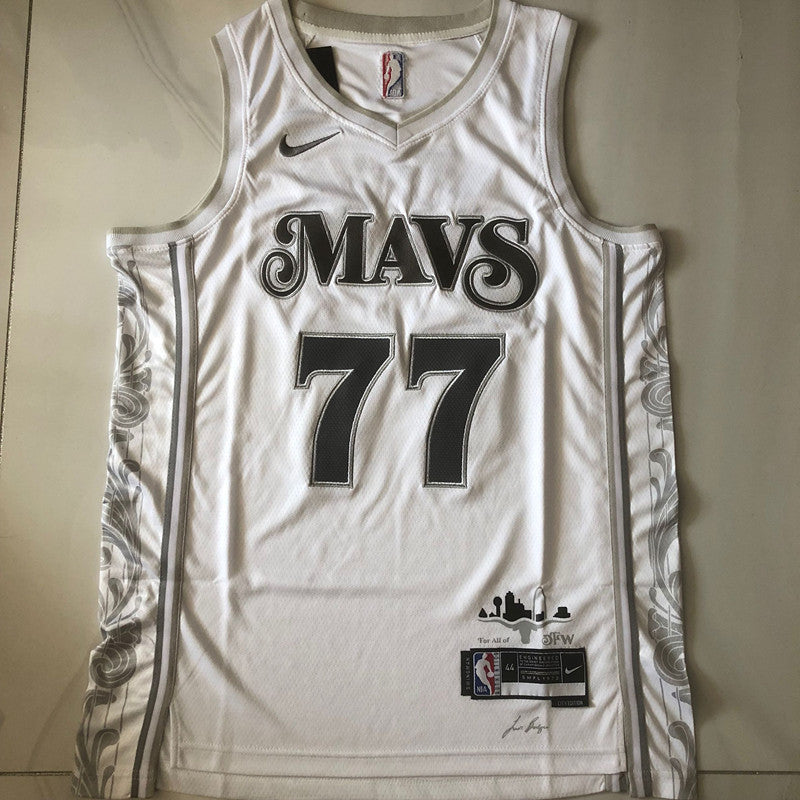 Dallas Mavericks Luka Dončić #77 Throwback  Jersey -  Dense Embroidery