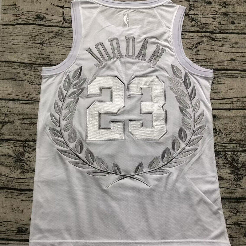 Chicago Bulls Michael Jordan #23 All-white Throwback Jersey - Dense Embroidery