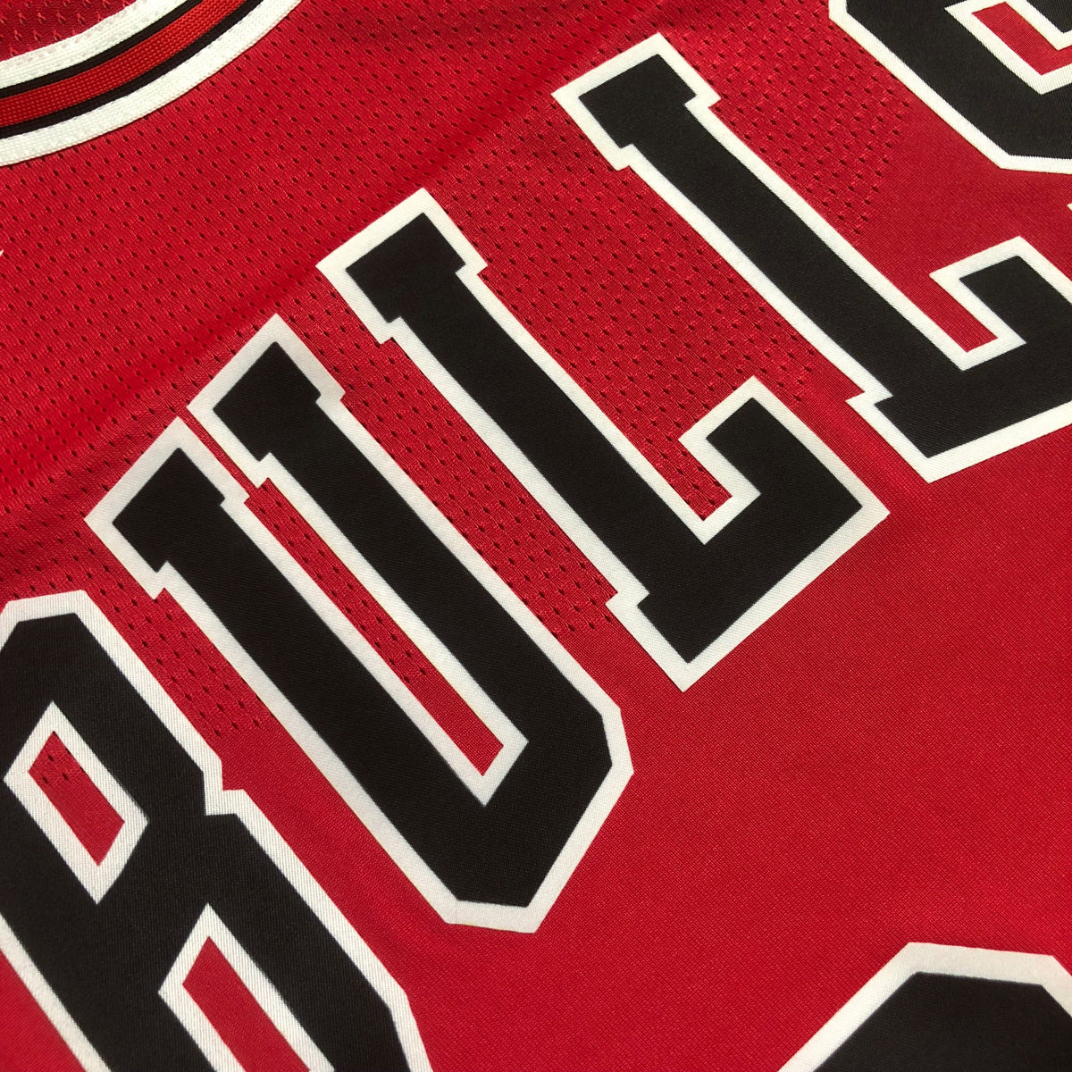 Chicago Bulls Michael Jordan #24 Player Edition - Hot pressing
