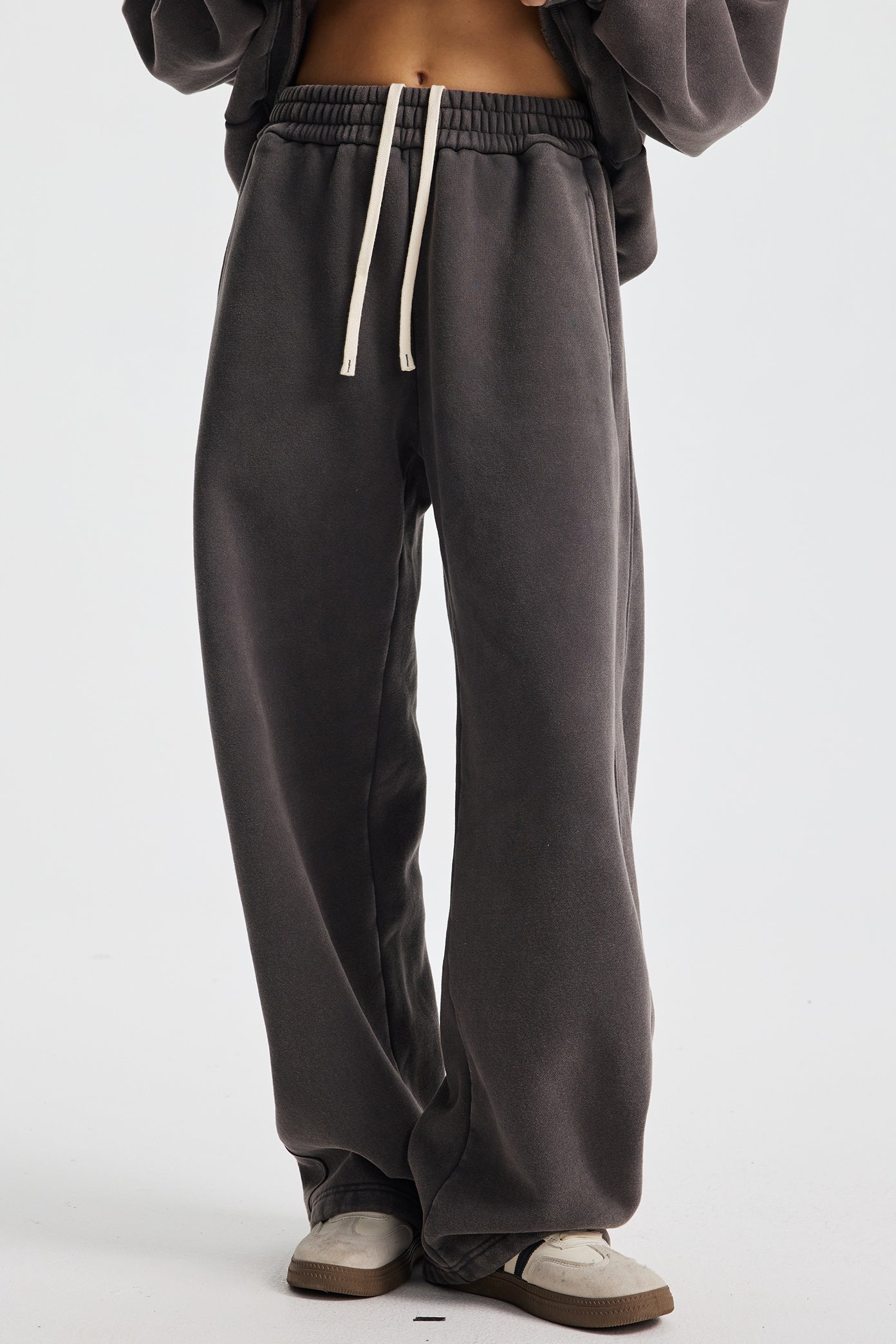 370GSM Fleece Pigment Dyed Sweatpants