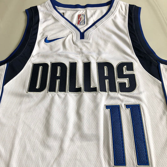 Dallas Mavericks Kyrie Irving #11 white Throwback Jersey - Dense Embroidery
