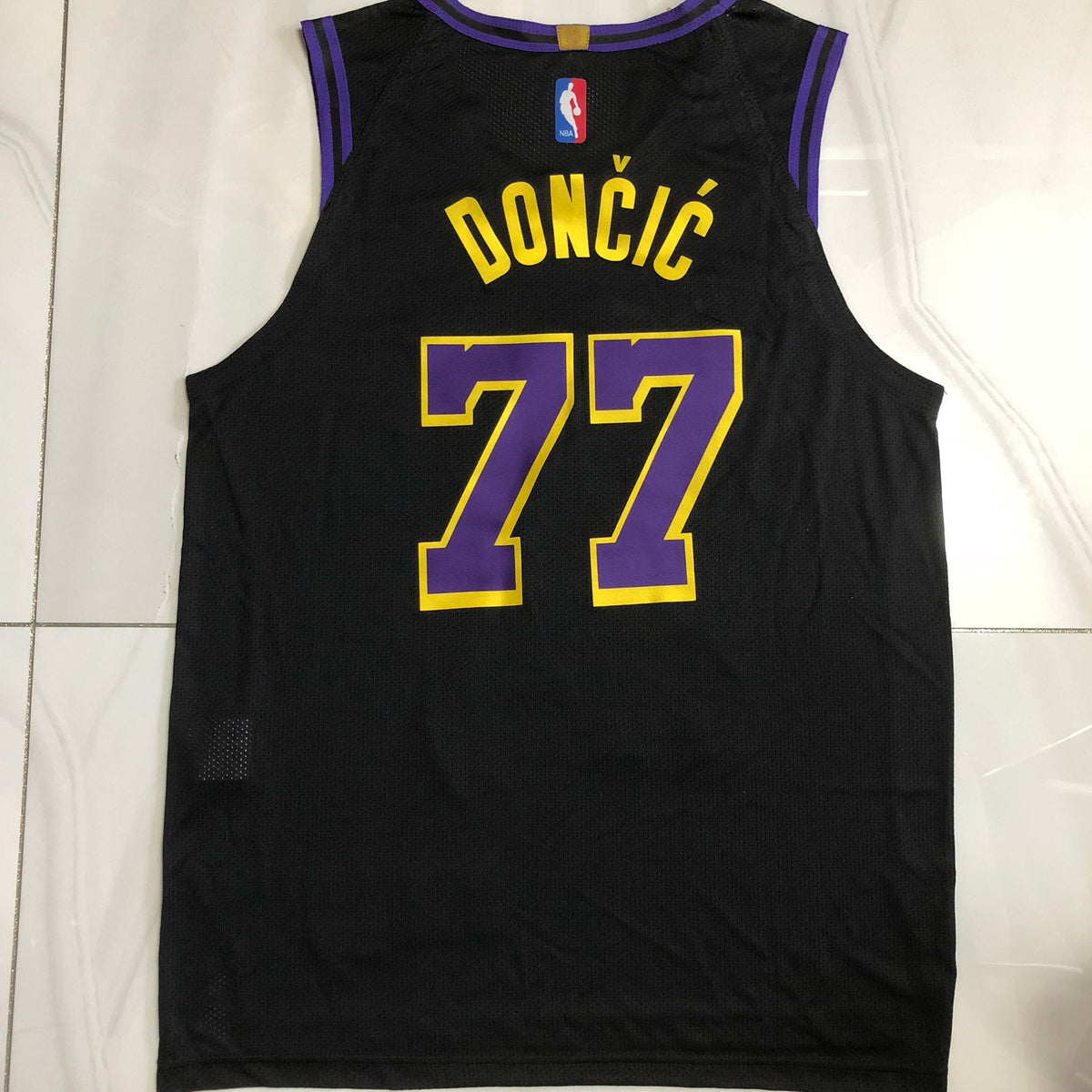 Los Angeles Lakers Luka Dončić #77 black Player Edition - Hot pressing