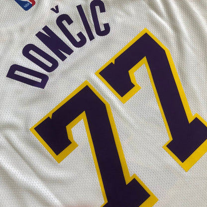 Los Angeles Lakers Luka Dončić #77 White Player Edition - Hot pressing
