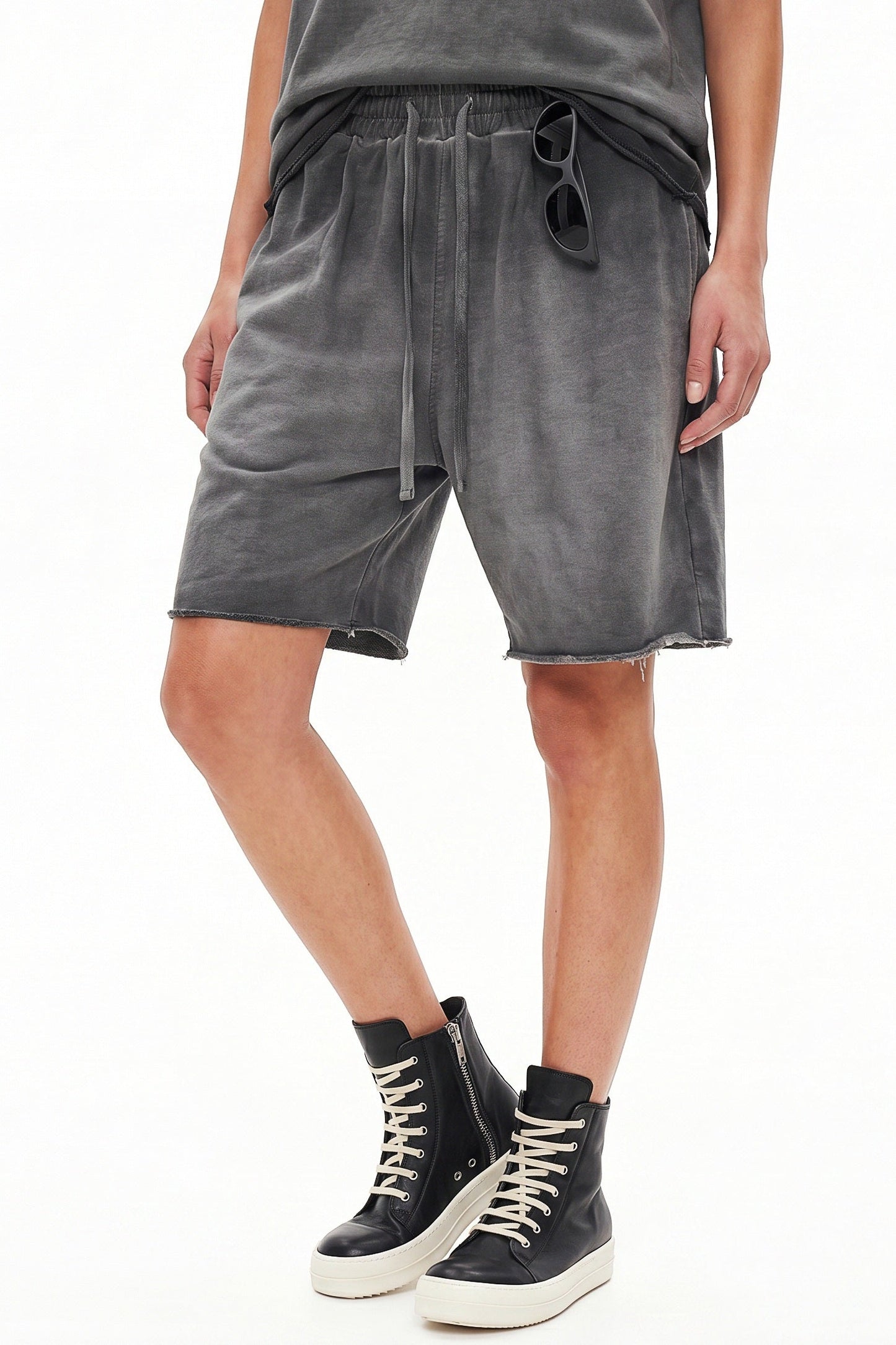 320GSM Distressed Sun Fade Shorts