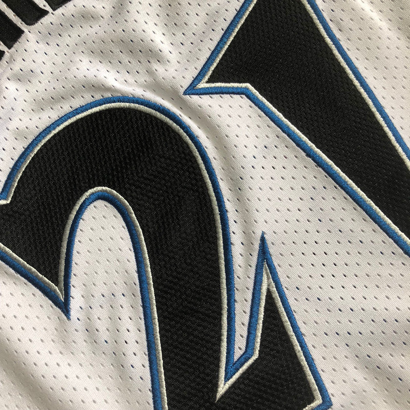 Minnesota Timberwolves Kevin Garnett #21 Throwback Jersey - Dense Embroidery
