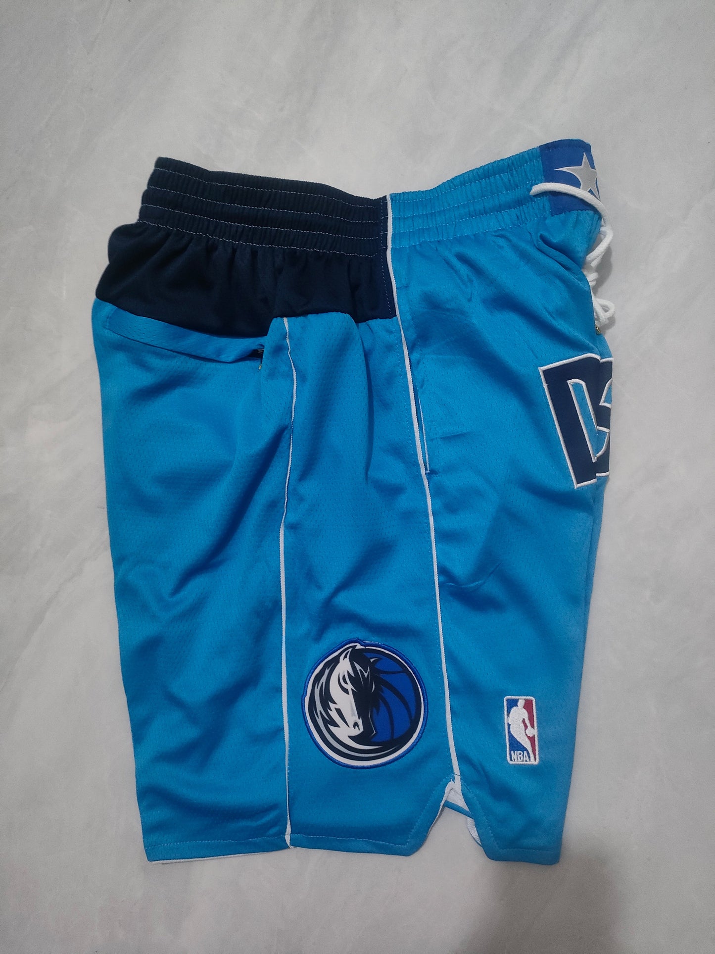 Dallas Mavericks Blue Regular Pocket Shorts