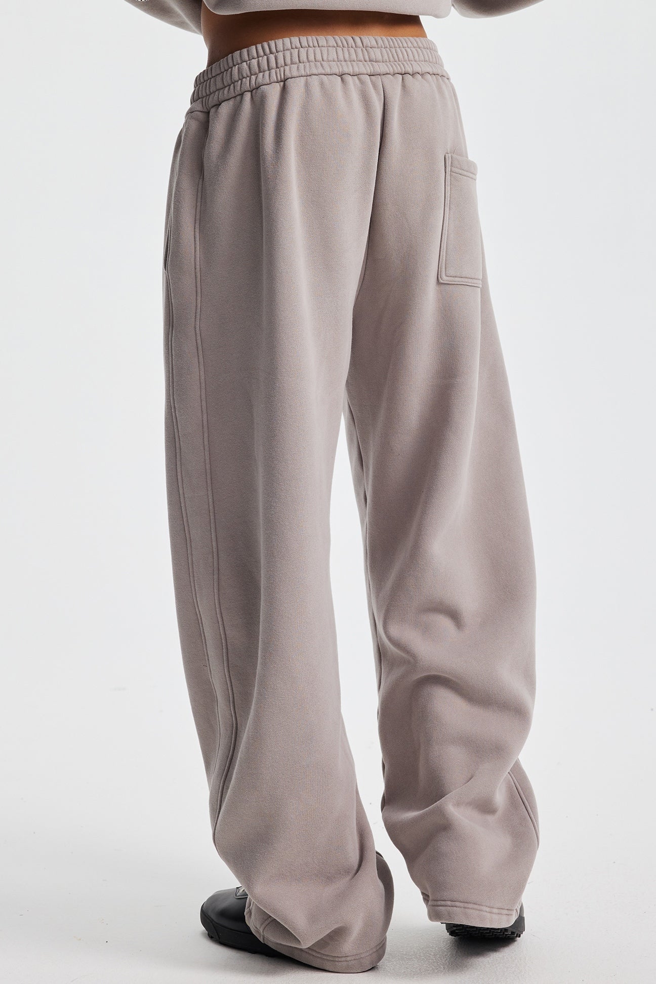 370GSM Fleece Pigment Dyed Sweatpants