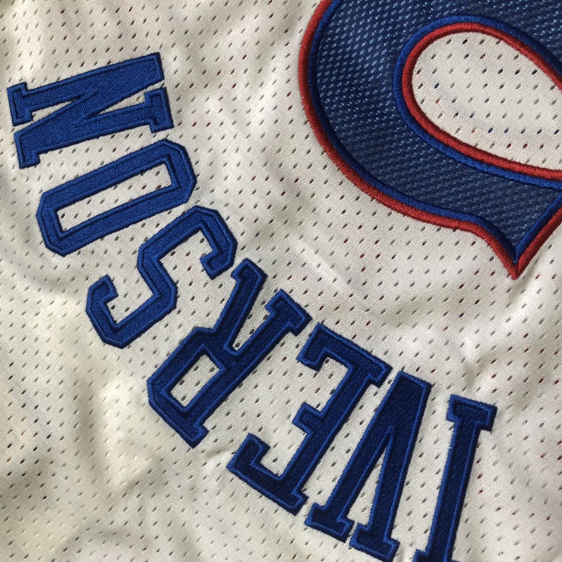Philadelphia 76ers Allen Iverson #3 White Throwback Jersey - Dense Embroidery