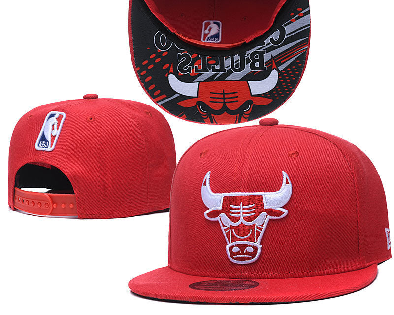 Chicago Bulls Red Snapback Cap