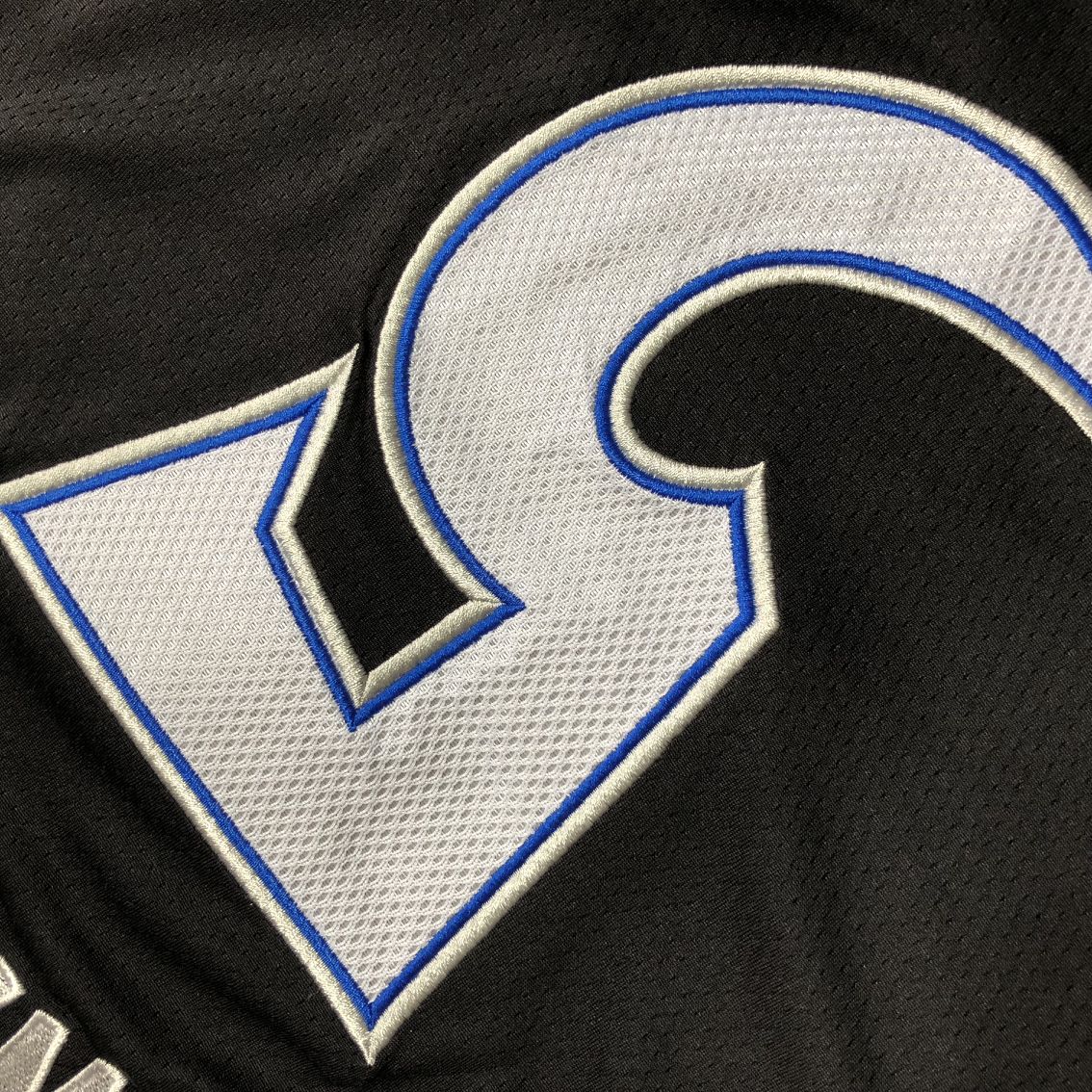 Minnesota Timberwolves Anthony Edwards #5 black Throwback Jersey - Dense Embroidery