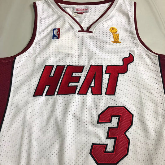 Miami Heat Dwyane Wade #3 white 2005 Throwback Jersey - Dense Embroidery