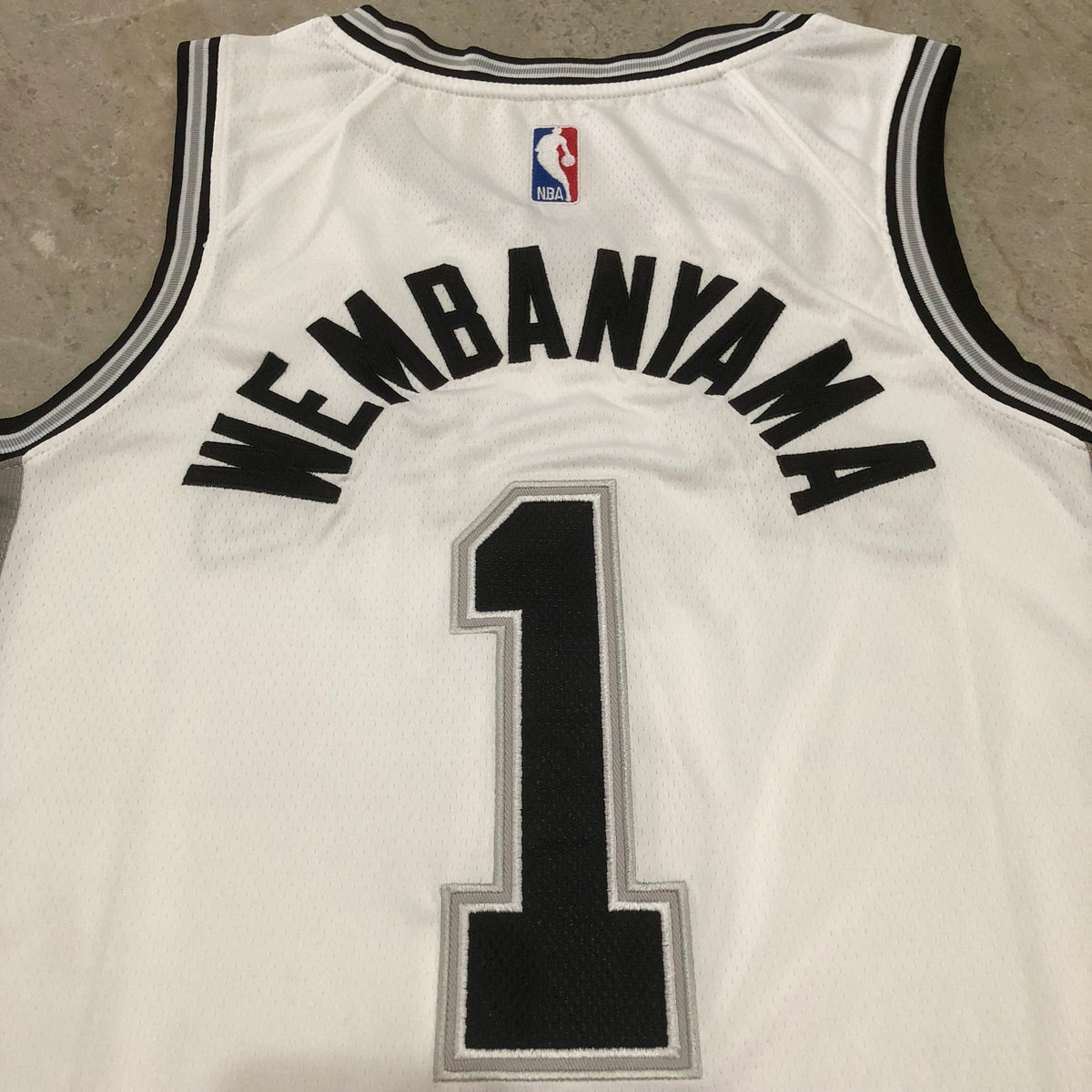 San Antonio Spurs Victor Wembanyama #1 White Throwback Jersey - Dense Embroidery