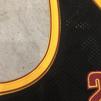 Cleveland Cavaliers LeBron James #23 Throwback Jersey - Dense Embroidery
