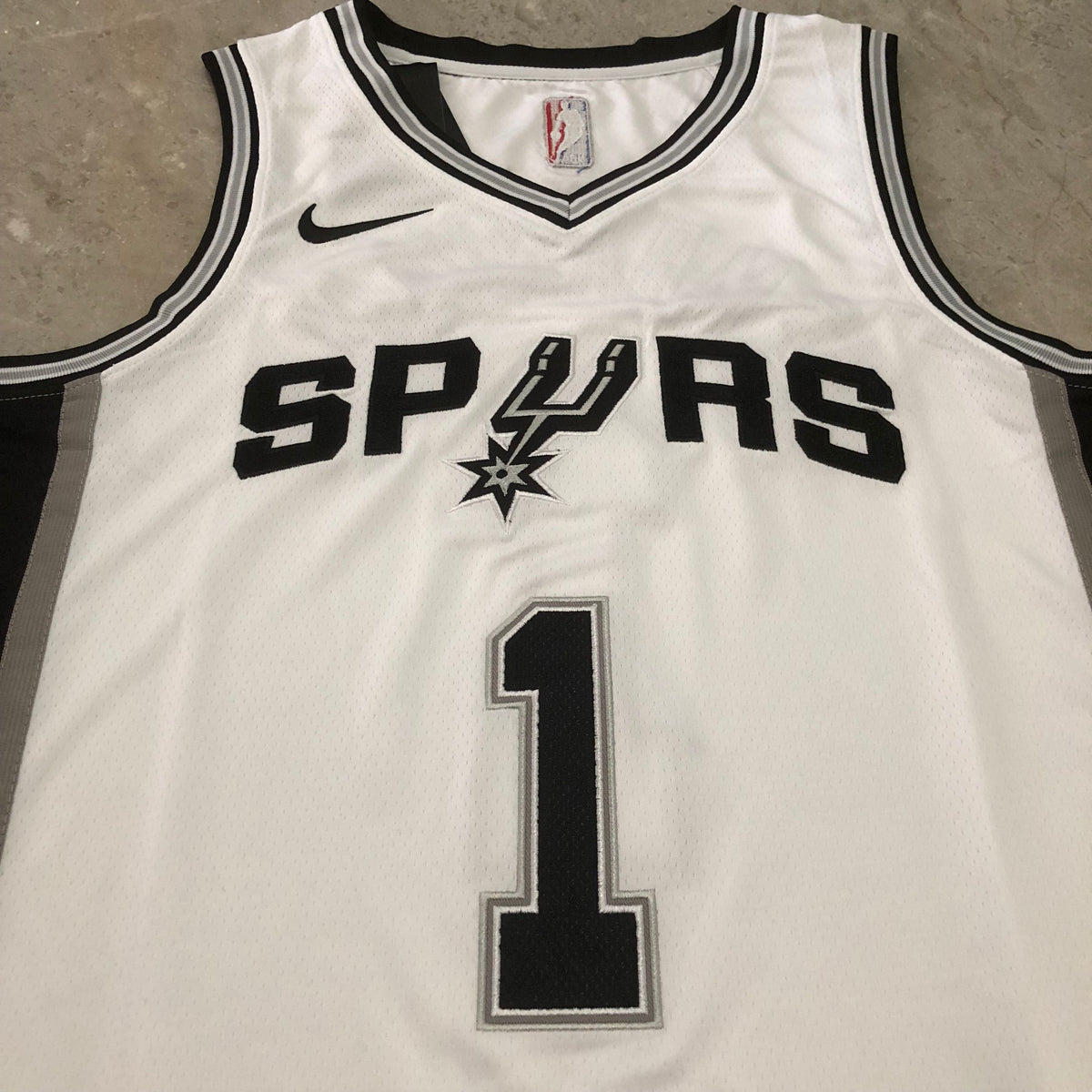 San Antonio Spurs Victor Wembanyama #1 White Throwback Jersey - Dense Embroidery