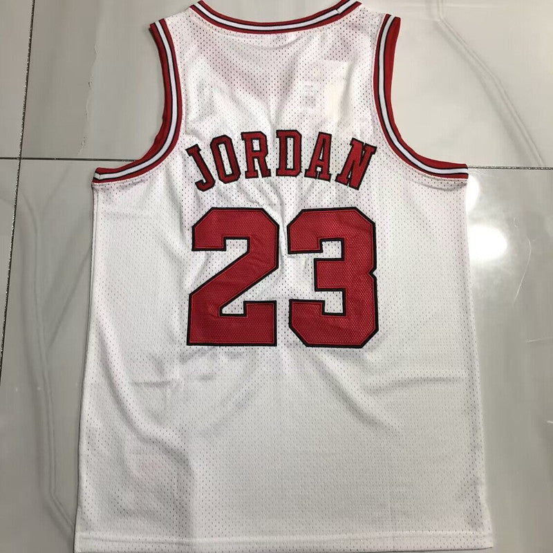 Chicago Bulls Michael Jordan #23 white 1997-98 Throwback Jersey - Dense Embroidery
