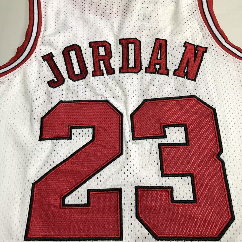 Chicago Bulls Michael Jordan #23 white 1997-98 Throwback Jersey - Dense Embroidery