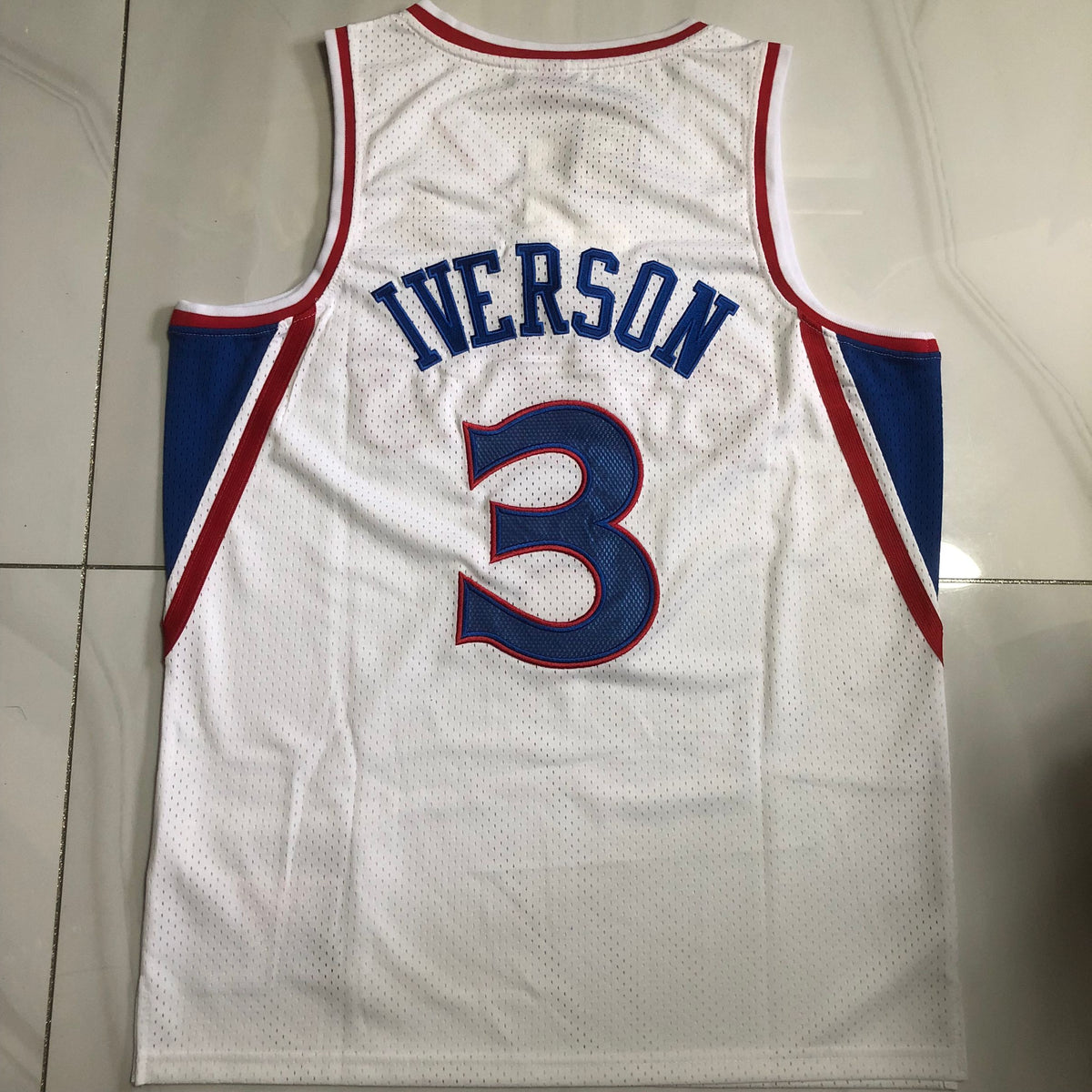 Philadelphia 76ers Allen Iverson #3 White Throwback Jersey - Dense Embroidery