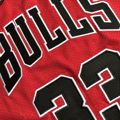Chicago Bulls  Scottie Pippen 33 Red Thorwback Jersey
