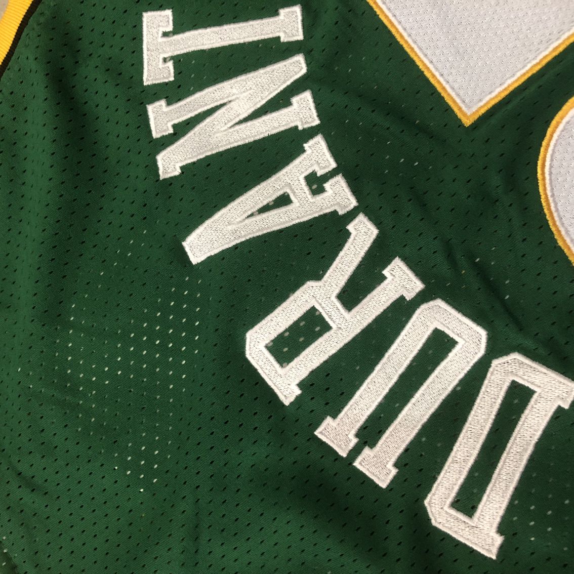 Seattle SuperSonics Kevin Durant #35 Throwback Jersey - Dense Embroidery
