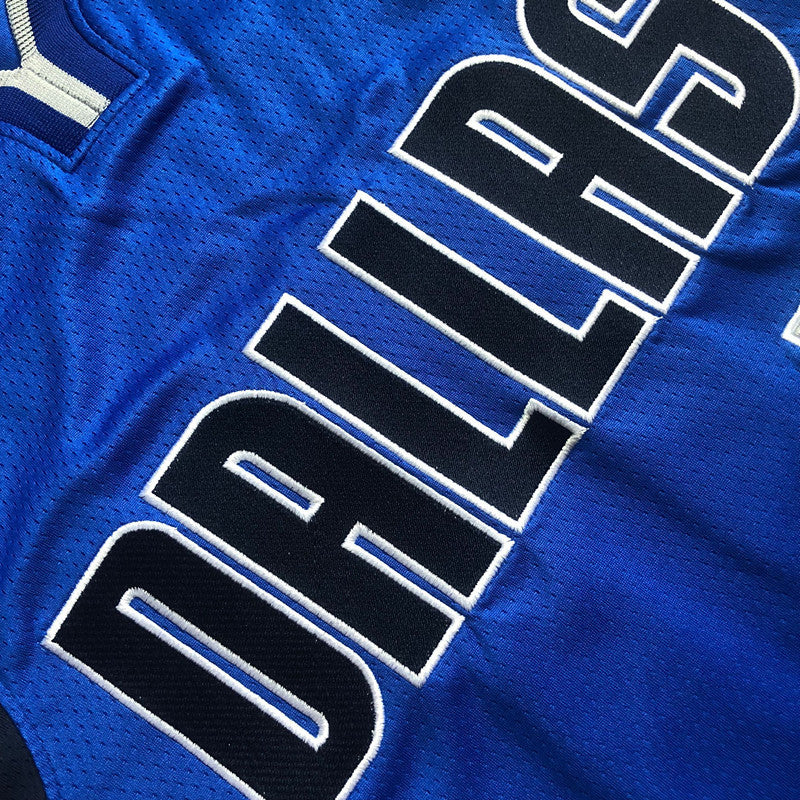 Dallas Mavericks Kyrie Irving #11 blue Throwback Jersey - Dense Embroidery