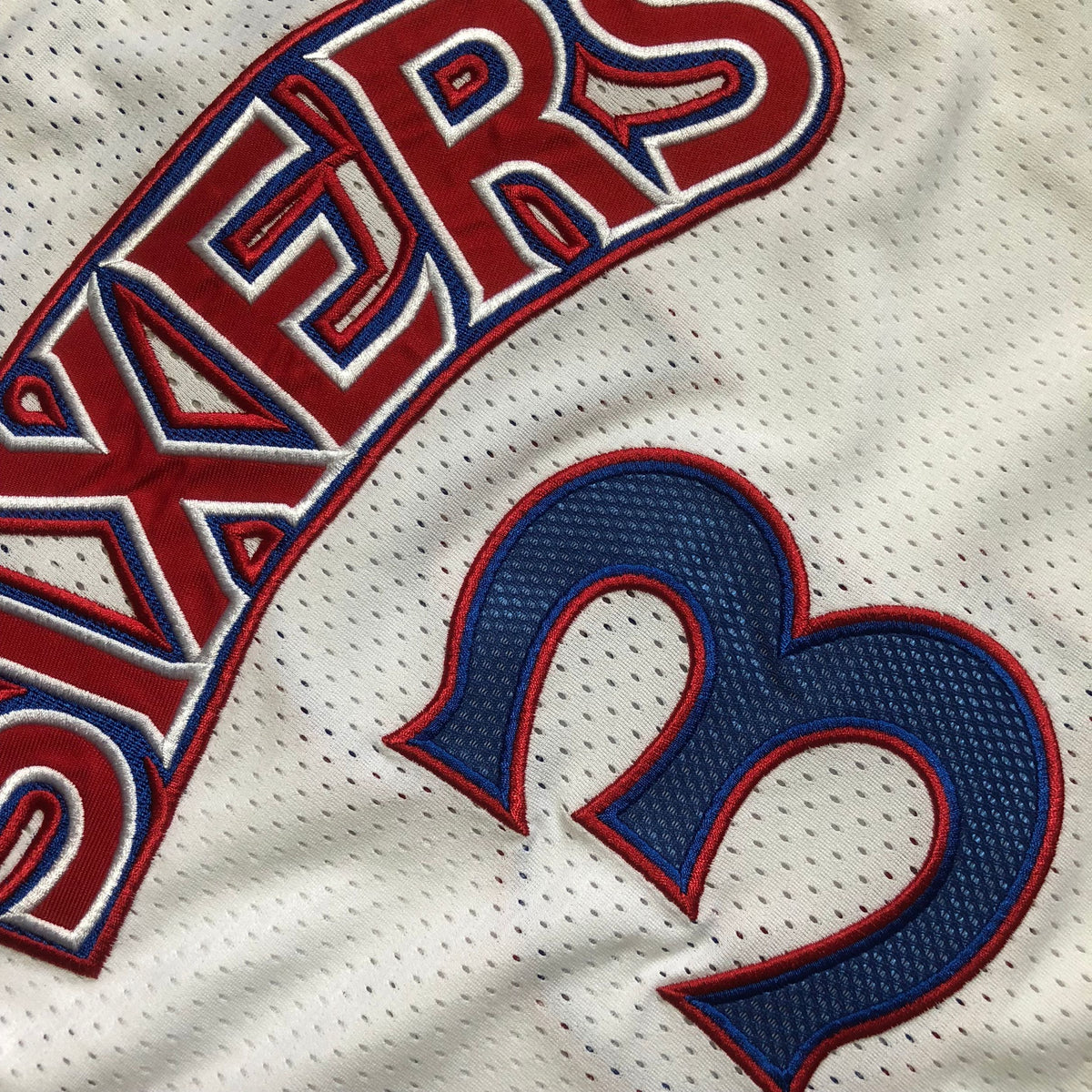 Philadelphia 76ers Allen Iverson #3 White Throwback Jersey - Dense Embroidery