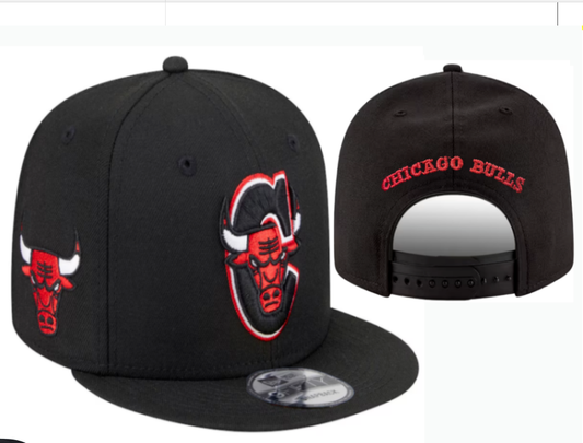 Chicago Bulls Black Snapback Cap