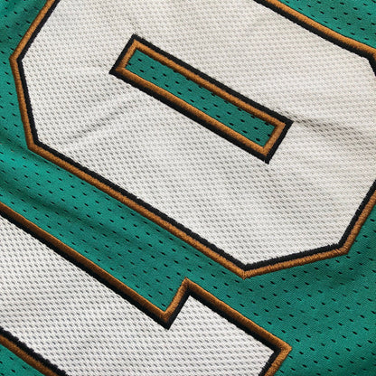 Memphis Grizzlies Mike Bibby #10 1998-99 Throwback Jersey - Dense Embroidery